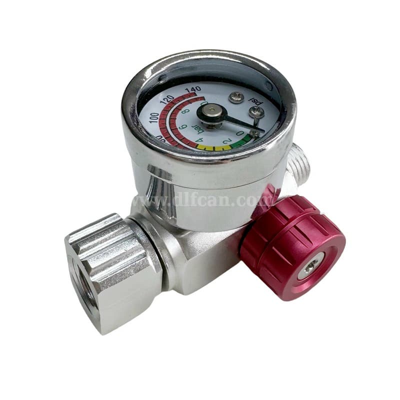 Compact air regulator with 0-10 bar adjustable pressure range