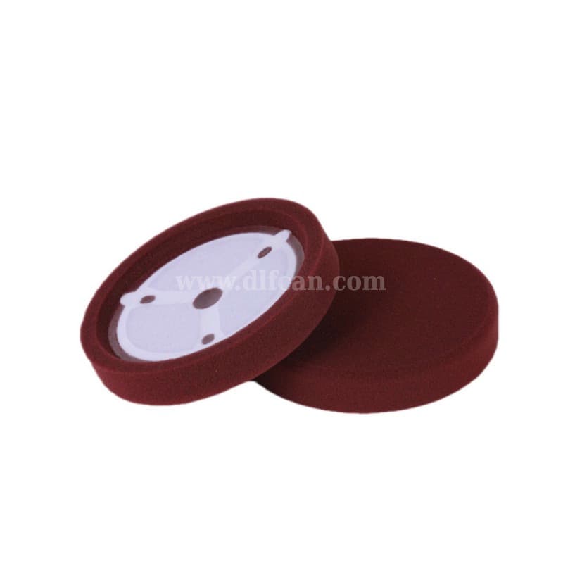 Polishing foam pad for automotive high-gloss application